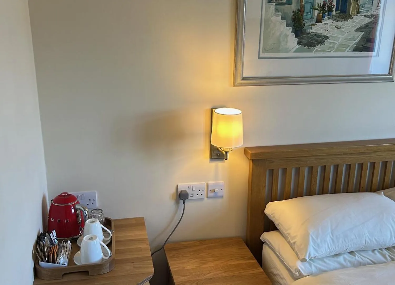 Oakwood Bed And Breakfast Heathrow Hillingdon 2*,