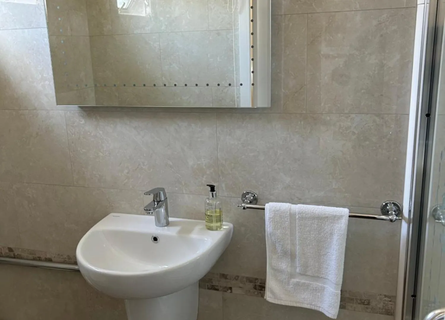 Oakwood Bed And Breakfast Heathrow Hillingdon Oda ve Kahvaltı