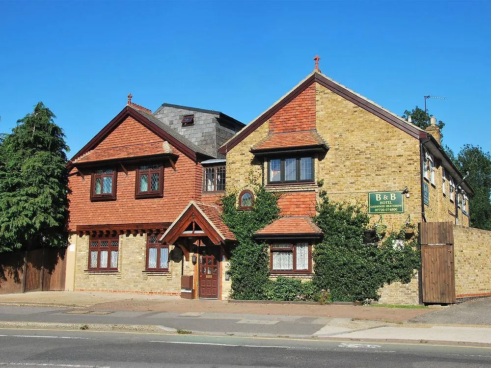 Oakwood Bed And Breakfast Heathrow Hillingdon