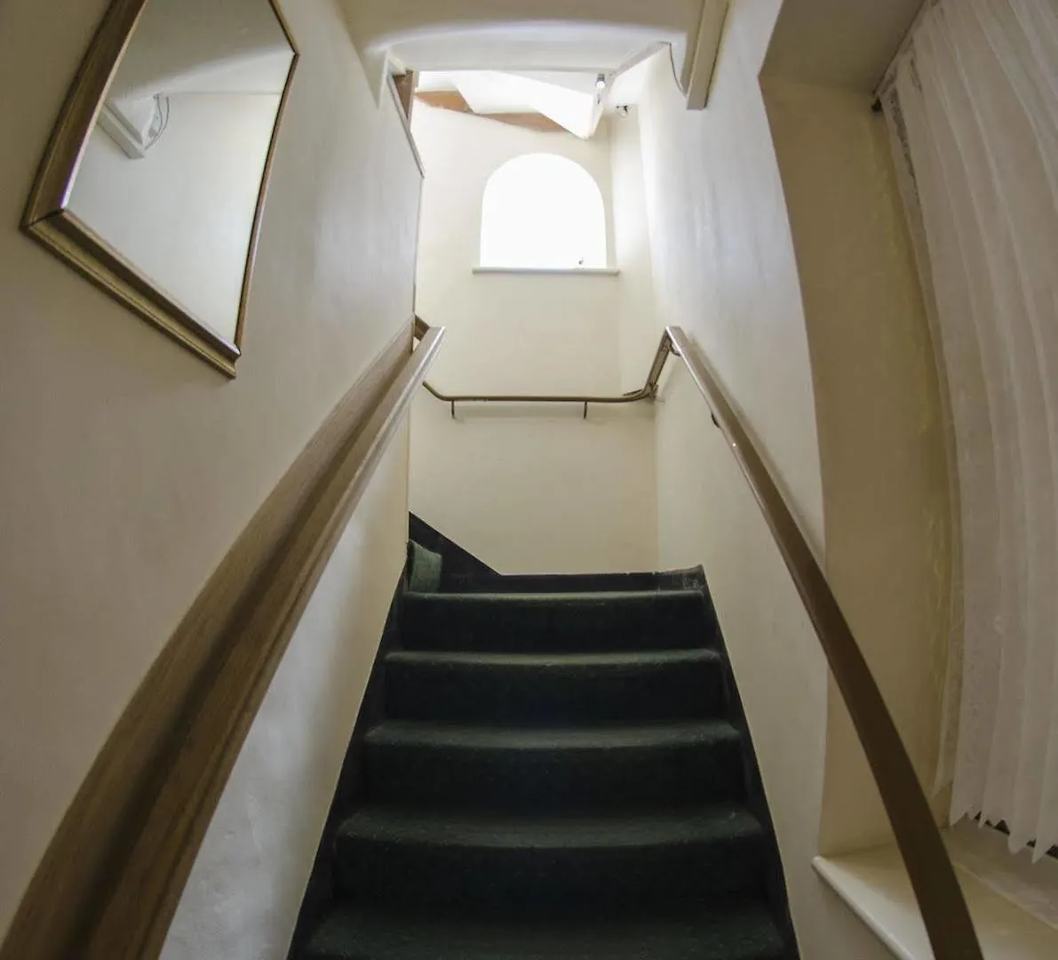 Oakwood Bed And Breakfast Heathrow Hillingdon 2*,  Birleşik Krallık